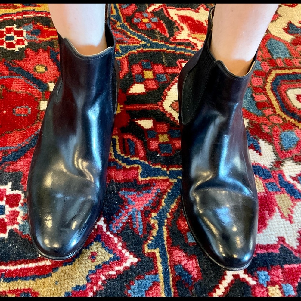 EUC John Fluevog Chelsea boots - size 11